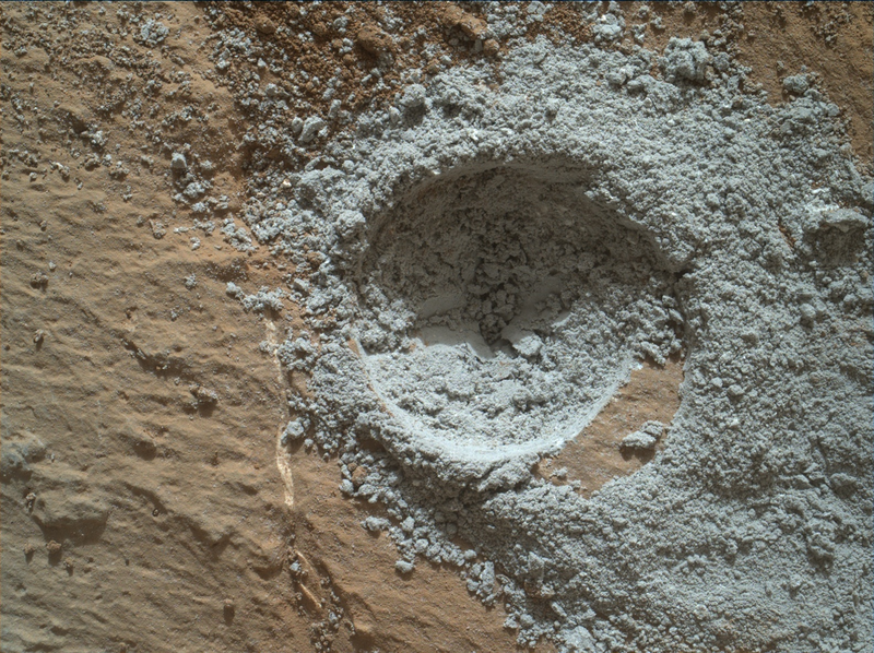 Illustration for article titled 8 Places Where the Curiosity Rover Left Drill Holes on Mars